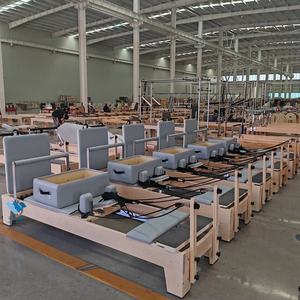 Reformer <span class=keywords><strong>de</strong></span> <span class=keywords><strong>Pilates</strong></span> Profesional <span class=keywords><strong>de</strong></span> Alta Gama, Fabricado en Madera <span class=keywords><strong>de</strong></span> Arce Blanco, para Gimnasio, Yoga y Estudio <span class=keywords><strong>de</strong></span> <span class=keywords><strong>Pilates</strong></span>, con Cuero Sintético Rosa - Product Image 4