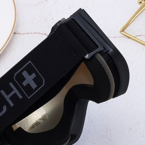 <span class=keywords><strong>Gafas</strong></span> de Montañismo <span class=keywords><strong>para</strong></span> Exteriores con <span class=keywords><strong>Clip</strong></span> <span class=keywords><strong>para</strong></span> <span class=keywords><strong>Gafas</strong></span> de Miopía, Nuevo Estilo Personalizado de Fábrica con Revestimiento Antivaho de Doble Capa - Product Image 5