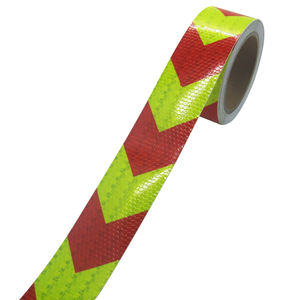 شريط عاكس أحمر وأبيض للسلامة والتحذير، شريط لاصق عاكس للشاحنات والمركبات - Product Image 3