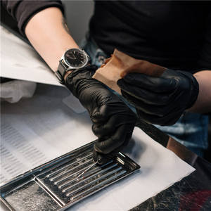 Sarung Tangan Nitril Anti Kimia untuk Salon Kecantikan, Manikur, Barbershop, Pembersihan Makanan, Tato, Tugas Berat, Logo OEM 5 Mil, Custom - Product Image 2