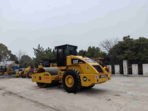 Rodillo Compactador de Neumáticos CAT/Caterpillar CS683E Usado con Bomba, Componentes Principales CS683/E en Venta - Product Image 2