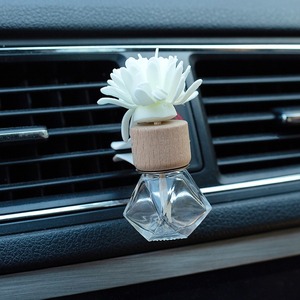Ambientador de Coche de 6 ml, Decoración Interior para Coche, Perfume para Salida de Aire, Botella de Vidrio Vacía para Aromaterapia - Product Image 1