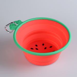 Gamelle portable en silicone pour animaux de compagnie XS, pliable, motif pastèque, avec mousqueton, pour l'alimentation en voyage des chats et chiens, design moderne - Product Image 6