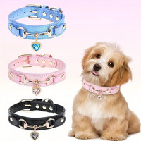 Collier pour chien avec accents en strass en forme de cœur, design en cuir PU, quincaillerie métallique, pour chiens et chats de petite et moyenne taille, style décontracté, toutes saisons
