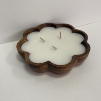 Bougie en cire de soja dans un bol en bois naturel avec orange séchée et cannelle |   Bougie artisanale écologique pour l'aromathérapie
