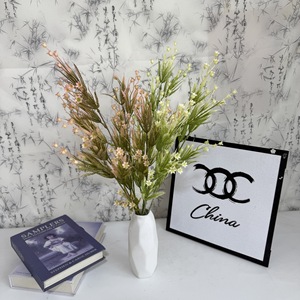 ช่อดอกลิลลี่ประดิษฐ์ พลาสติก ดอกไม้แห้ง ตกแต่งบ้าน ของประดับงานแต่งงาน อุปกรณ์ประกอบฉากถ่ายภาพ เป็นมิตรกับสิ่งแวดล้อม - Product Image 1