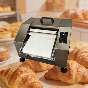 Equipo para Hacer Pan, Máquina Comercial de Sobremesa para Formar y Enrollar Croissants para Panadería y Pastelería - Product Image 2
