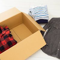 Caja de Embalaje de Cartón Corrugado Reciclado Ecológico, Personalizable, de Alta Resistencia y Diseño Moderno para Ropa y Calcetines, Tamaño Personalizado