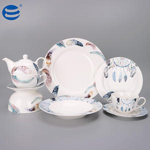 Set da cena in ceramica con stampa di piume a colori personalizzati di lusso in porcellana nuova porcellana <span class=keywords><strong>bone</strong></span> <span class=keywords><strong>china</strong></span> con teiera caffè tazza da cena set - Product Image 2