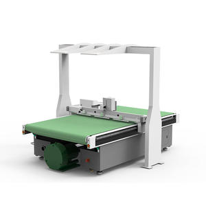 Yuchen Nuevo Plotter de Corte con Cuchilla Oscilante, Máquina de Corte Digital de Cama Plana para Cuero con Tipografía Automática - Product Image 2