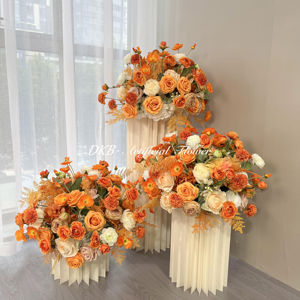 Centrotavola Moderno DKB per Matrimoni ed Eventi, Composizione Floreale in Seta con Rose Arancioni e Bianche, Ciliegio <span class=keywords><strong>Salura</strong></span> per Decorazioni Nuziali - Product Image 1