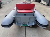 Bateau pneumatique rigide à coque en aluminium RHIB RIB, PVC, capacité 5 personnes, 10,8 pieds, avec cabine de luxe pour la navigation en haute mer, fabriqué en Chine, logo personnalisé
