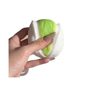 Bestseller Coreano: Giocattolo Antistress in Gomma Fatto a Mano Stile Pistacchio; Crea le Tue Palline Croccanti e Morbide; Disponibile - Product Image 5