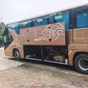 Bus Bekas <span class=keywords><strong>Yutong</strong></span> Luxury <span class=keywords><strong>Coach</strong></span> 50-Kursi Kondisi Baik Dijual - Product Image 4