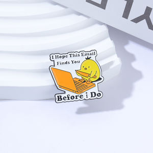 เข็มกลัดกระต่ายบาคาสไตล์อนิเมะ พร้อมคำขวัญตลกๆ สำหรับสวมใส่ในชีวิตประจำวัน ของขวัญน่ารักๆ สไตล์มีม - Product Image 2