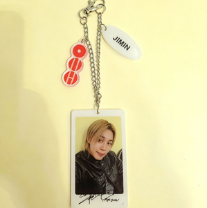 Portachiavi in acrilico KPOP V JUNGKOOK JIMIN RM Arirang World Tour, targhetta con nome alla moda JHOPE <span class=keywords><strong>JIN</strong></span> JIMIN, accessorio decorativo per borsa e chiavi - Product Image 4