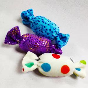 Juguete de peluche suave para cachorros con sonido, interactivo, con forma de caramelo, juguete para gatos, juguete de peluche con forma de caramelo para mascotas - Product Image 1