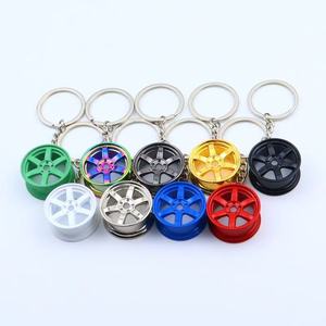 Porte-clés créatif en métal en forme de moyeu de roue de voiture modifié, pendentif de pneu, souvenirs, cadeaux, porte-clés de voiture en métal, vente en gros - Product Image 3