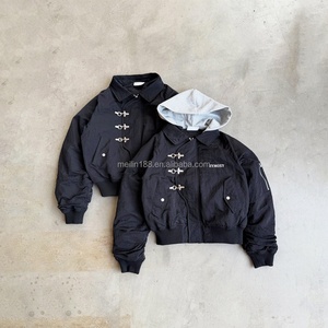 Blouson Bomber à Capuche Personnalisé pour Fabricant, Veste Amovible Coupe-Vent avec Boucle, Crochet de Fixation et Fermoir de Pompier, Blousons en Daim de Canard - Product Image 1