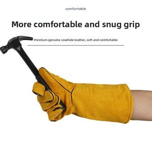 Guantes de soldadura eléctrica de piel de vaca de 40 cm, resistentes a altas temperaturas, antiescaldaduras, de doble capa, resistentes al desgaste y engrosados para trabajo. - Product Image 3