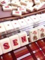Set Mahjong Amerika Akrilik Bermotif Kuda & Bintang Retro Barat 160 Buah Permukaan Ubin Krim Halus Set Permainan Mahjong Mewah