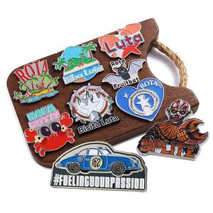 Imán de Refrigerador de Metal Esmaltado, Fabricante con 20 Años de Experiencia, Imán de Refrigerador Personalizado, Anime, Dibujos Animados, Lindo, 2D, 3D - Product Image 1