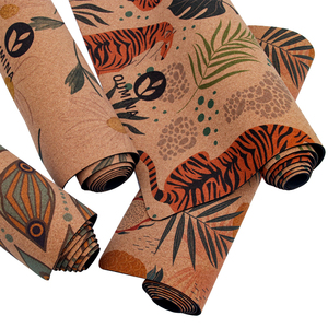 Alfombrilla de Yoga y Pilates de Corcho y TPE Antideslizante de 6 mm de Grosor, Ecológica, con Logotipo Personalizado al por Mayor, 183x61 cm, Plegable, con Bolsa de Transporte - Product Image 5