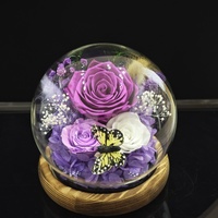 Fleur de décoration en gros, nouveau design, boule de cristal papillon, fleur éternelle, rose préservée sous cloche en verre pour cadeau