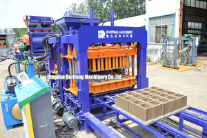 Usine de blocs de sable de l'usine de Qt10-15 Machine à blocs de cendres volantes Ligne de production de briques de pavage colorées en béton avec convoyeur - Product Image 2