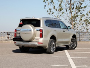 รถยนต์ไฟฟ้าไฮบริดรุ่นใหม่ปี 2025 GWM Tank 500 มือสอง Great Wall Hi4-T PHEV รถ SUV ไฮบริด ยี่ห้อ GMW Great Wall Haval - Product Image 4