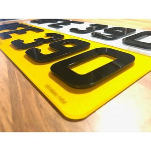 Placa de Matrícula de Acrílico Resistente para Vehículos - Product Image 2