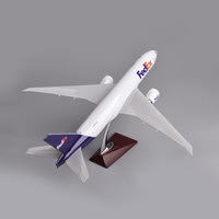 Modèle d'avion cargo FedEx 777 de 47 cm en résine réaliste avec roues, simulation statique, ornement, souvenir, cadeau