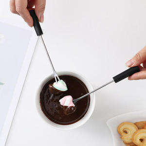 Ensemble de fondue créatif en céramique blanche, petit et mignon, avec chauffe-fromage à bougie, réchaud de table et autres ustensiles de cuisine - Product Image 2