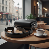 Nouveauté : Sac bandoulière streetwear tendance pour homme, personnalisable OEM/ODM avec logo, idéal pour les jeunes et le quotidien