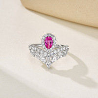 Bague Couronne en Argent S925 Plaqué Or avec Pierre Précieuse Colorée de Laboratoire en Forme de Goutte – Design de Luxe pour Demande en Mariage, Cadeau d'Anniversaire