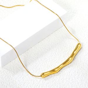 Nuevo Collar con Colgante Irregular de Acero Inoxidable Chapado en Oro PVD de 18K, Resistente al Agua, con Cadena de Serpiente, para Mujer - Product Image 4