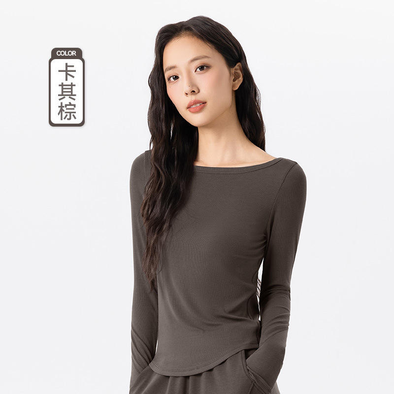 สีน้ำตาลกากี