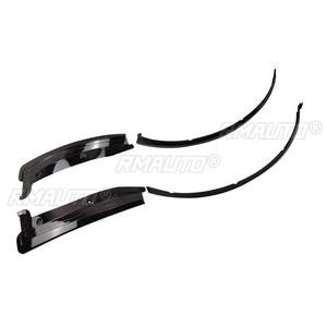 Une paire (gauche et droite) d'extensions d'ailes arrière pour Chevrolet Corvette C7 2014-2019, aspect fibre de carbone noir brillant - Product Image 4