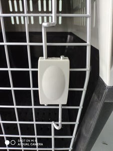 Cage pour <span class=keywords><strong>chien</strong></span> Boîte de <span class=keywords><strong>transport</strong></span> d'air en plastique portable améliorée et renforcée Plusieurs tailles pour différentes Cages de chenil pour animaux de compagnie - Product Image 6