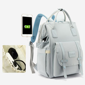 Nueva bolsa de momia superventas, Maleta de gran capacidad, mochila impermeable mejorada, bolsa de pañales Usb para madre y bebé - Product Image 1