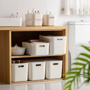 High Quality Grey PP Soft Touch Sundries Clothing Plastic Storage Box Container with Handle & Lids