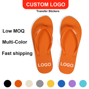 Chanclas de Verano al por Mayor con Logotipo Personalizado, MOQ Bajo de 10 Pares, Duraderas, con Impresión por Transferencia en Frío, Impermeables, Ligeras, Transpirables, con Plataforma - Product Image 1