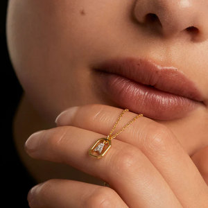 फैशन जिरकॉन प्रारंभिक अक्षर हार सोने की प्लेटेड लिंक श्रृंखला वर्णमाला महिलाओं के लिए - Product Image 2