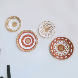 Assiette ronde tissée à la main en herbe naturelle, style marocain, décoration murale bohème pour salon et chambre. - Product Image 2