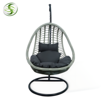 Fulin 2023 Vente en gros d'usine de balançoire bon marché mobilier d'extérieur chaise œuf chaise en rotin de loisirs en osier avec coussin