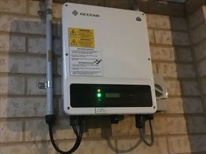 Onduleur de stockage d'énergie <span class=keywords><strong>Goodwe</strong></span> GW30K-ET <span class=keywords><strong>20kW</strong></span> 30kW triphasé hybride solaire IP66 avec 3 MPPT en stock pour usage domestique - Product Image 4