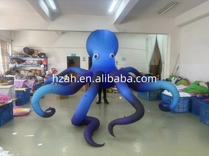 Ballon géant gonflable pieuvre bleue méduse en tissu Oxford avec lumières LED, résistant au vent et durable pour décorations de clubs, scènes et parcs marins - Product Image 3