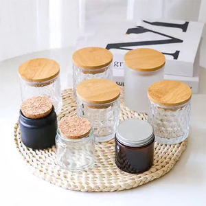 Venta al por mayor en relieve de vela de vidrio tarros de vela Almacenamiento vacío Contenedores de vidrio Portavelas - Product Image 1