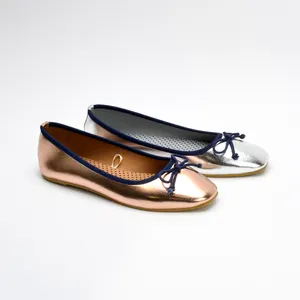 2022 Nieuwe Stijlen Zachte Binnenzool Shining Bovenste Pop Platte Ballerina Schoenen Casual Vrouwen Flats Voor Bruiloft