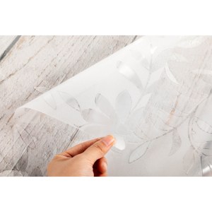 Rouleau de film PVC à motif floral Cosmos, feuille de vinyle flexible translucide pour la protection des tables et des meubles - Product Image 1